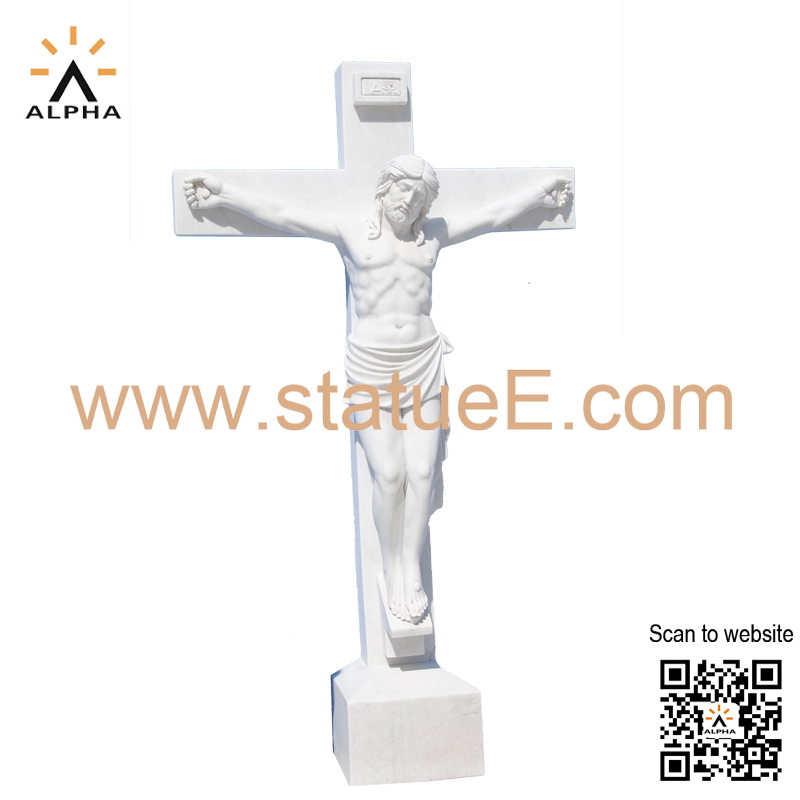 jesus crucifixion statue